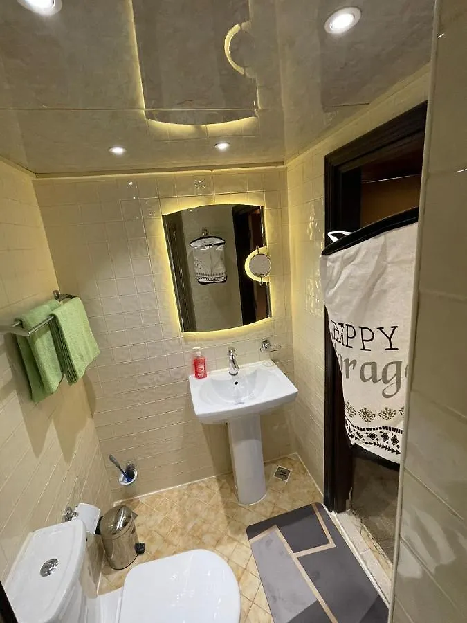 See Villa House Boat Abu Dhabi United Arab Emirates
